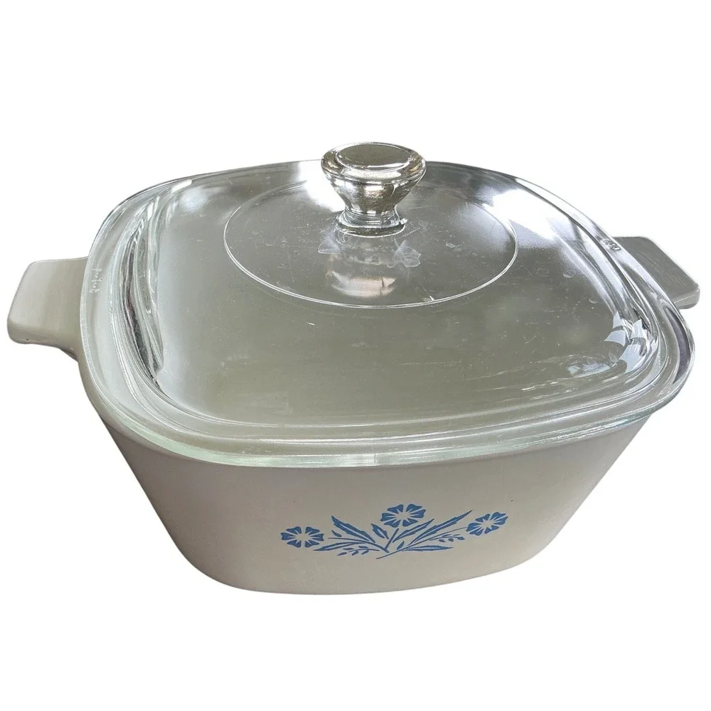 Corning Ware Vintage Casserole Dish Blue Cornflower 1.75 QT P-1 3/4-B with Lid